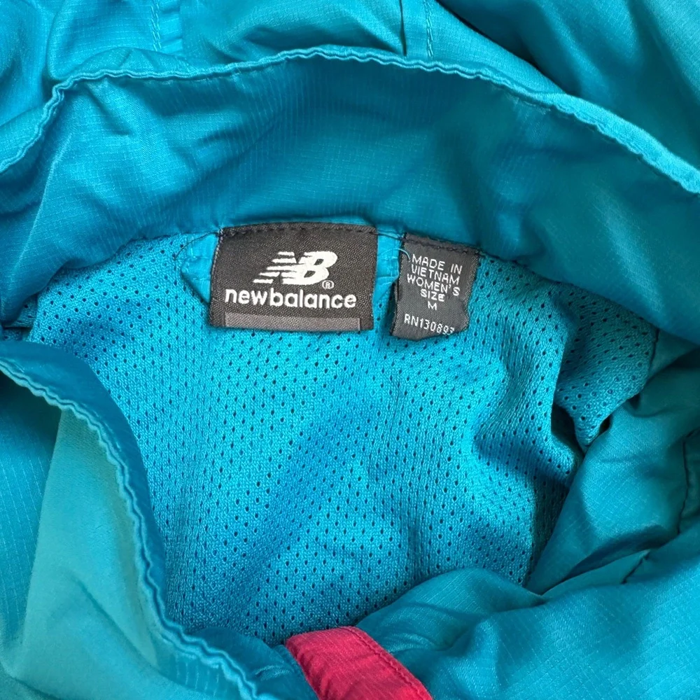 New Balance Running Jacket - Picture 3 of 4